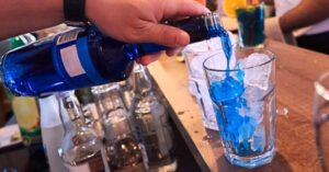 A koktél nem csak a különböző alapanyagtól lesz tökéletes. A legjobb koktélok gyakran 3-5 összetevőt tartalmaznak, amelyek harmonikusan illeszkednek egymáshoz.